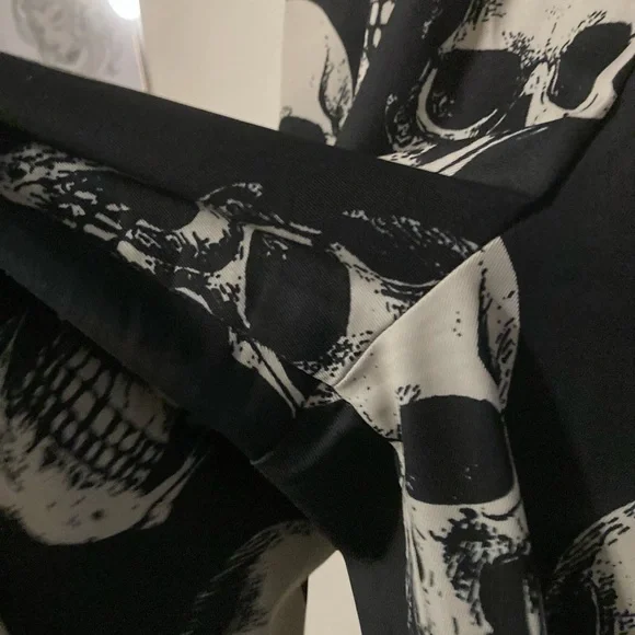 Dressed in Lala Never Taking These Off Pants Skulls in XL - Picture 5 of 7